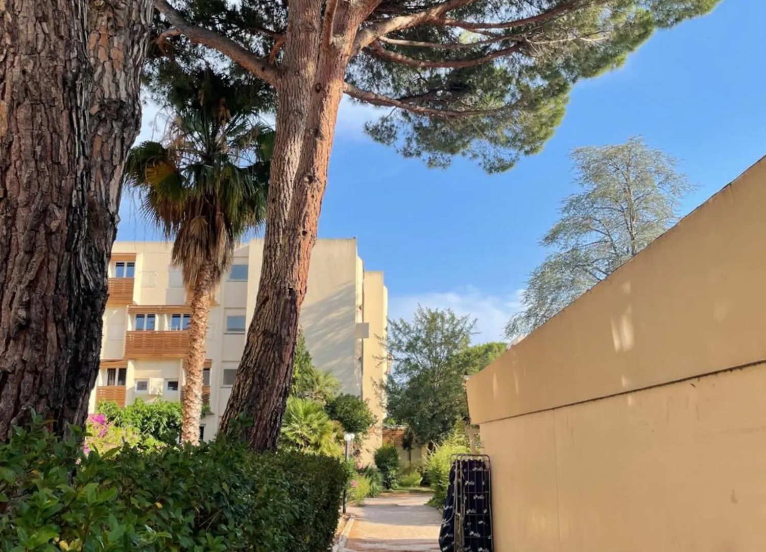 Appartement Plage Piscine Et Tennis Inclus La Londe-les-Maures 0*,