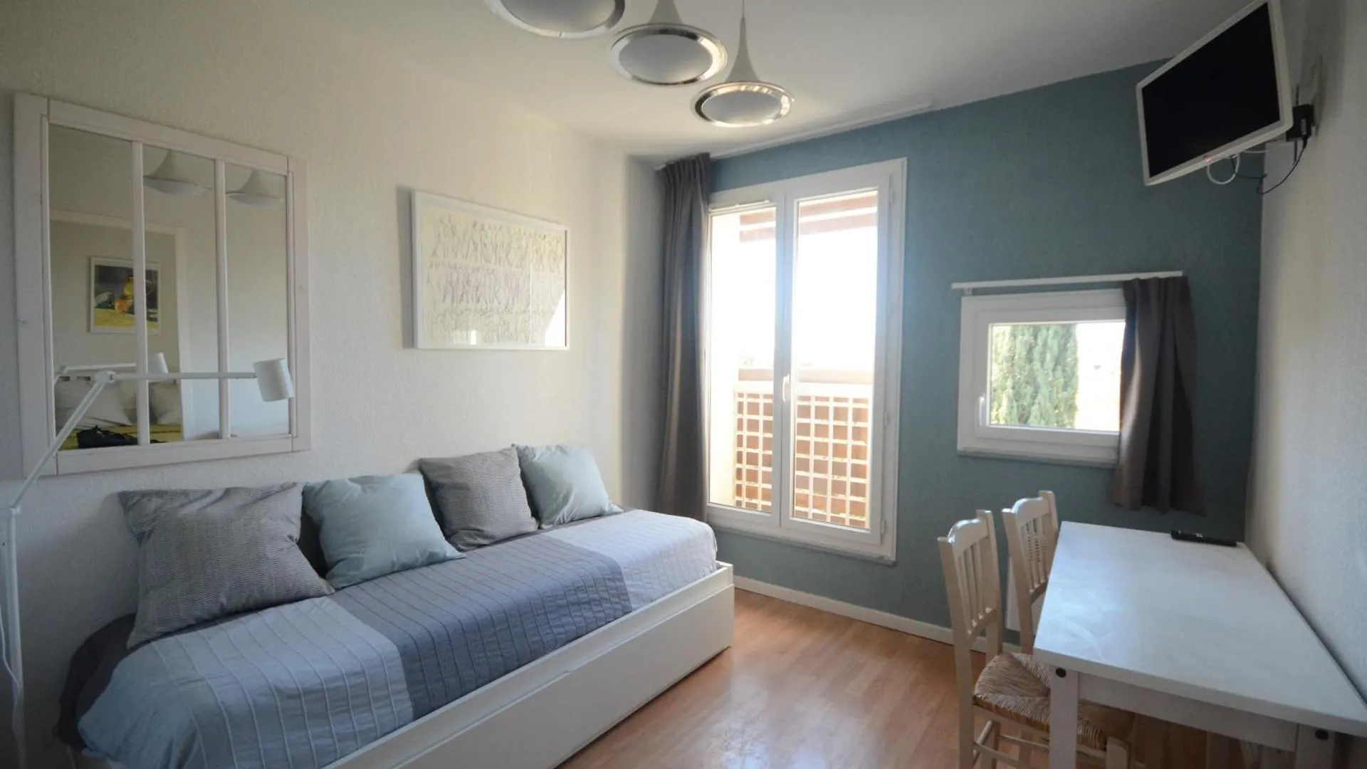 Appartement Plage Piscine Et Tennis Inclus La Londe-les-Maures 0*,  Francie