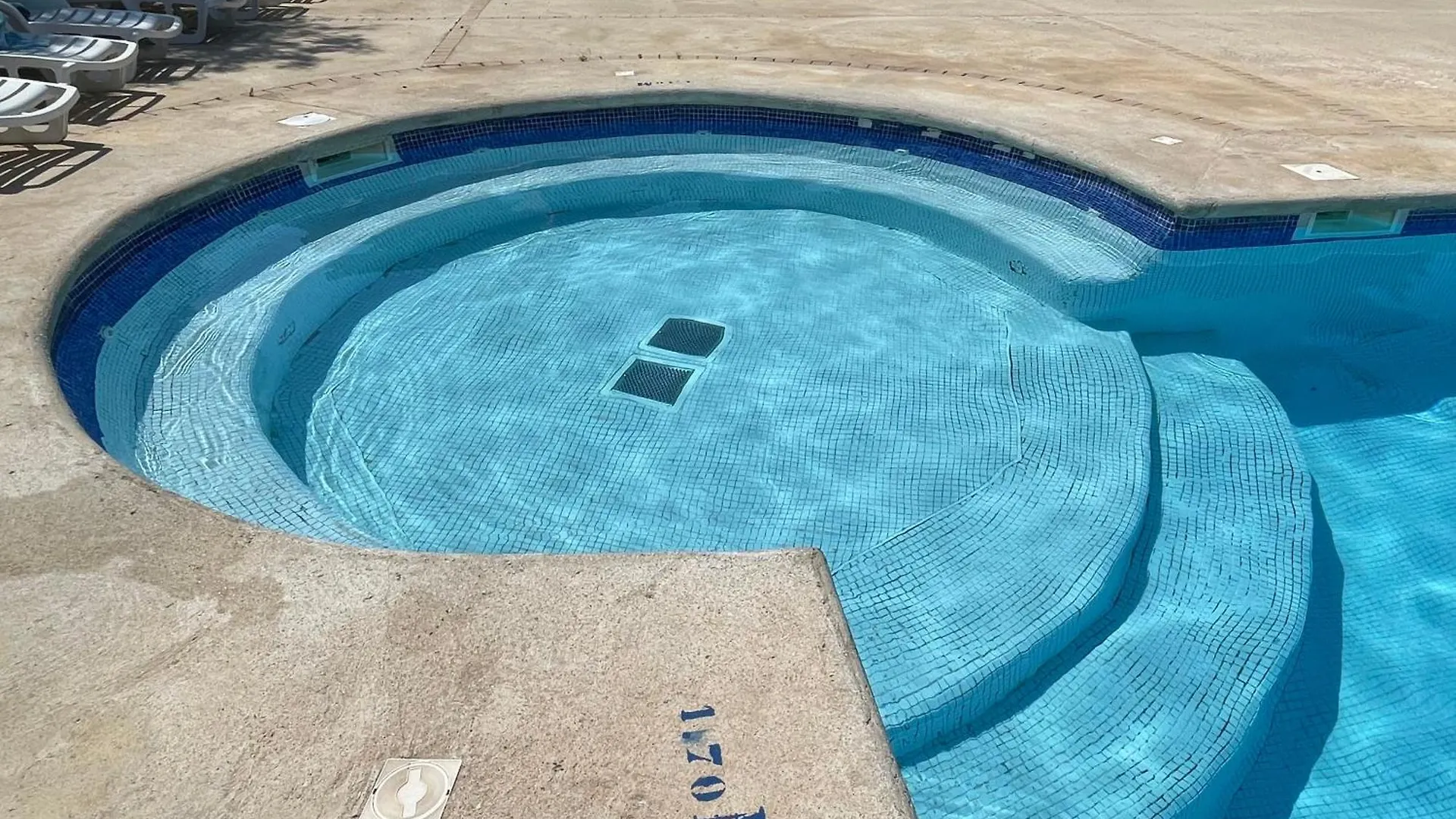 Appartement Plage Piscine Et Tennis Inclus La Londe-les-Maures
